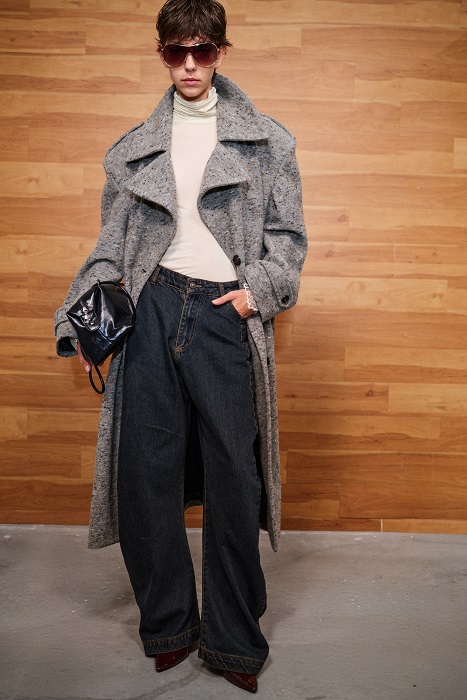 Korina Τζιν Παντελόνι