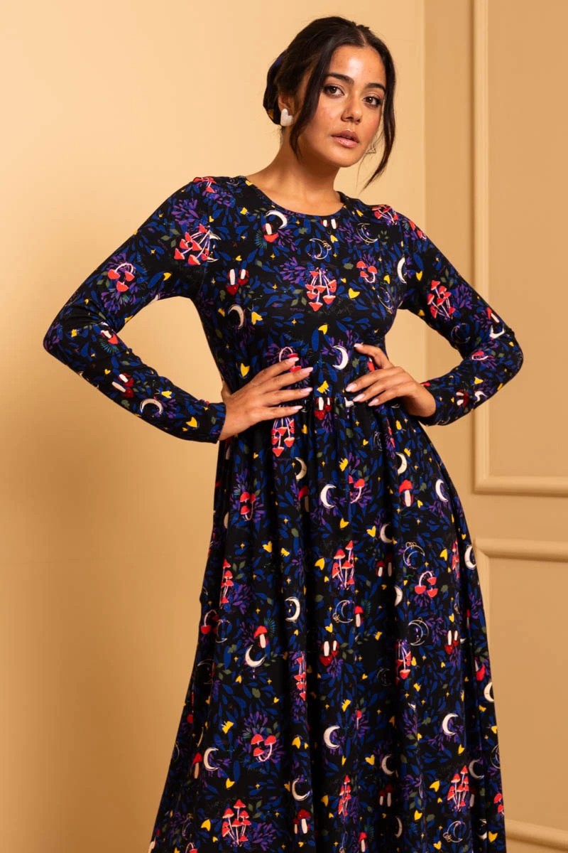 Isabella Dress Black Mushrooms Forest Jersey Dress with Pockets Petit Boutik - Image 2