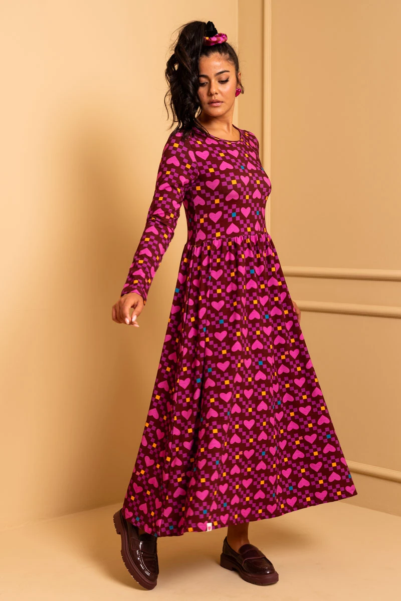 Isabella Dress Magenta Hearts Cubes Jersey Dress with Pockets Petit Boutik - Image 4