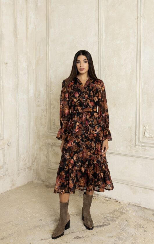 Φόρεμα με κουμπιά και βολάν εκάι