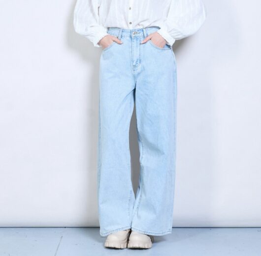 Alternative view of Sofia jean