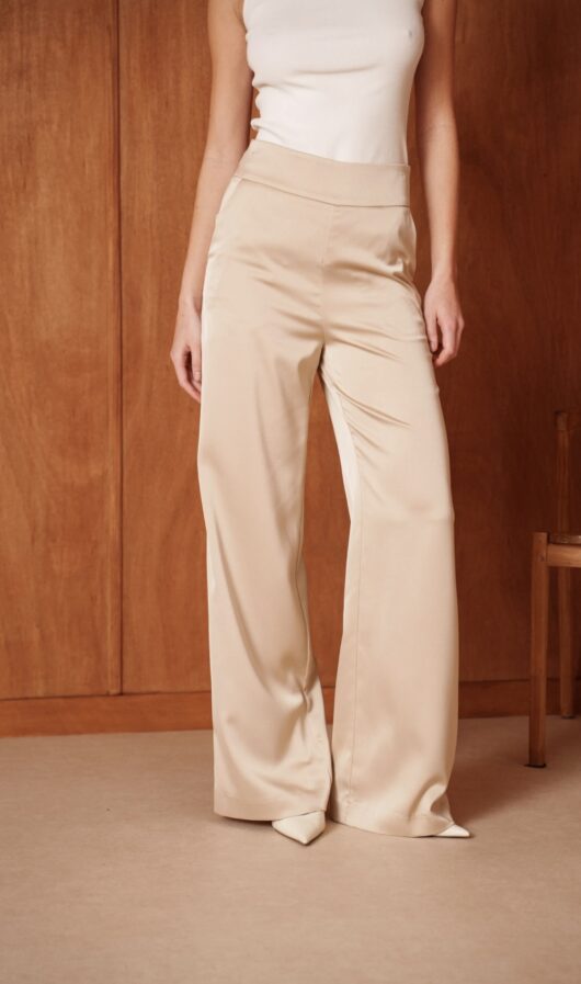 Alternative view of Marielle Pant