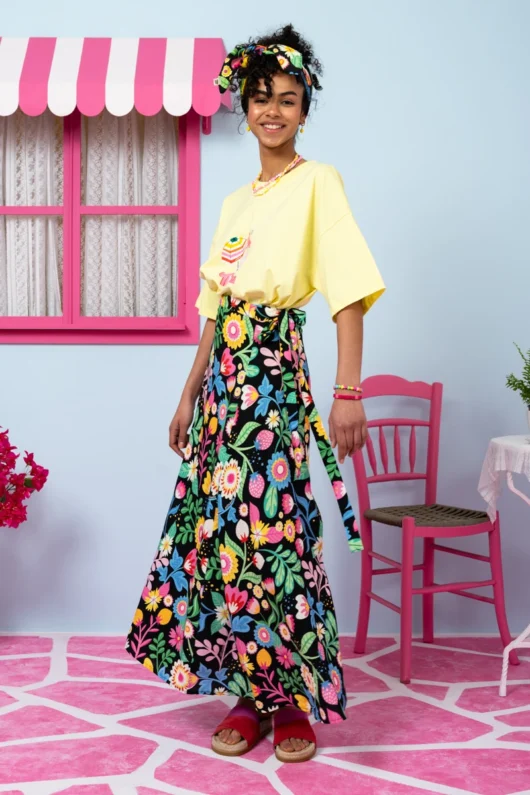 Klara Wrap Skirt Vis Black Strawberries Forest Δετή Φούστα Petit Boutik