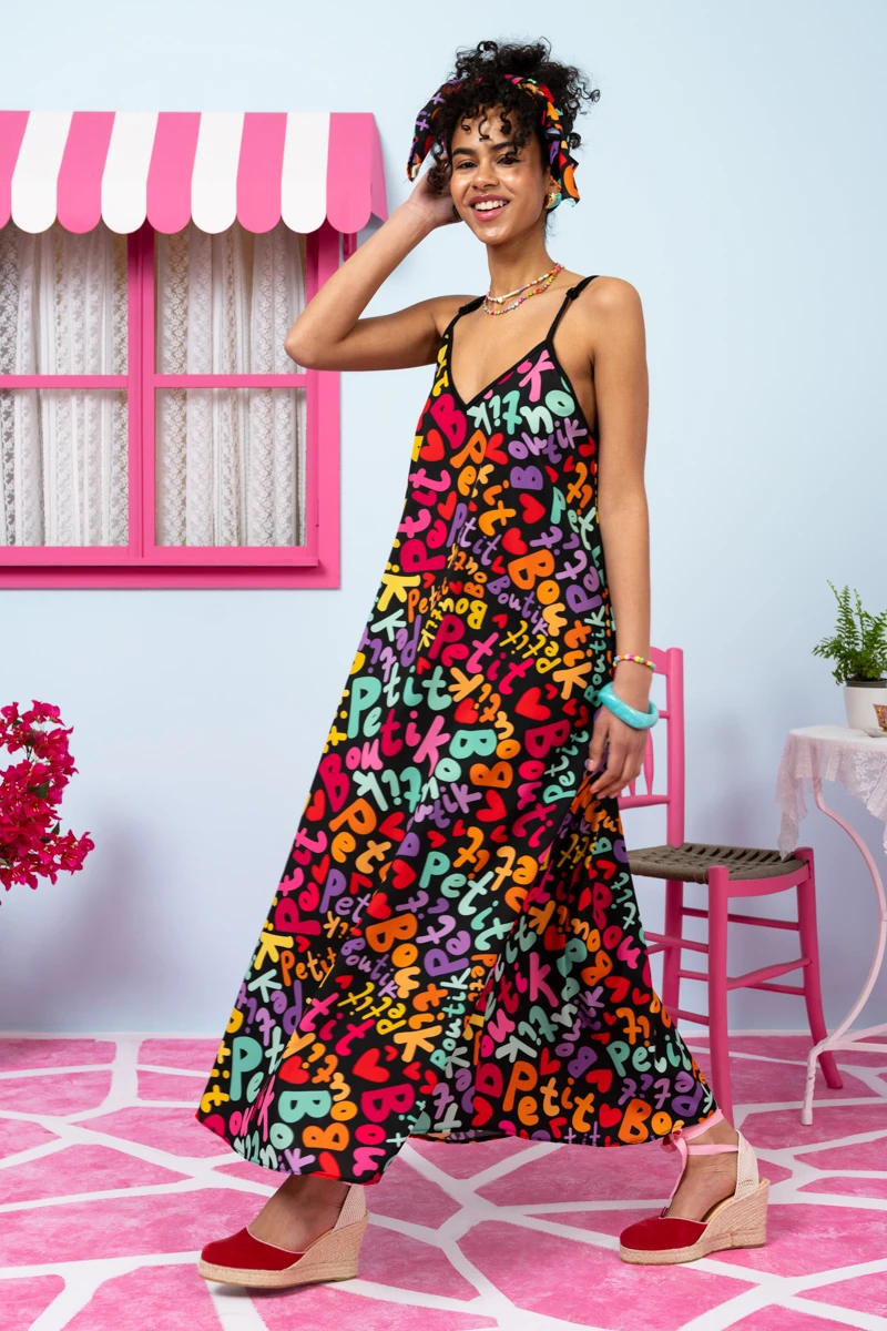 Matina Dress Black Multi Petit Letters Φόρεμα με Ζώνη & Τσέπες Petit Boutik