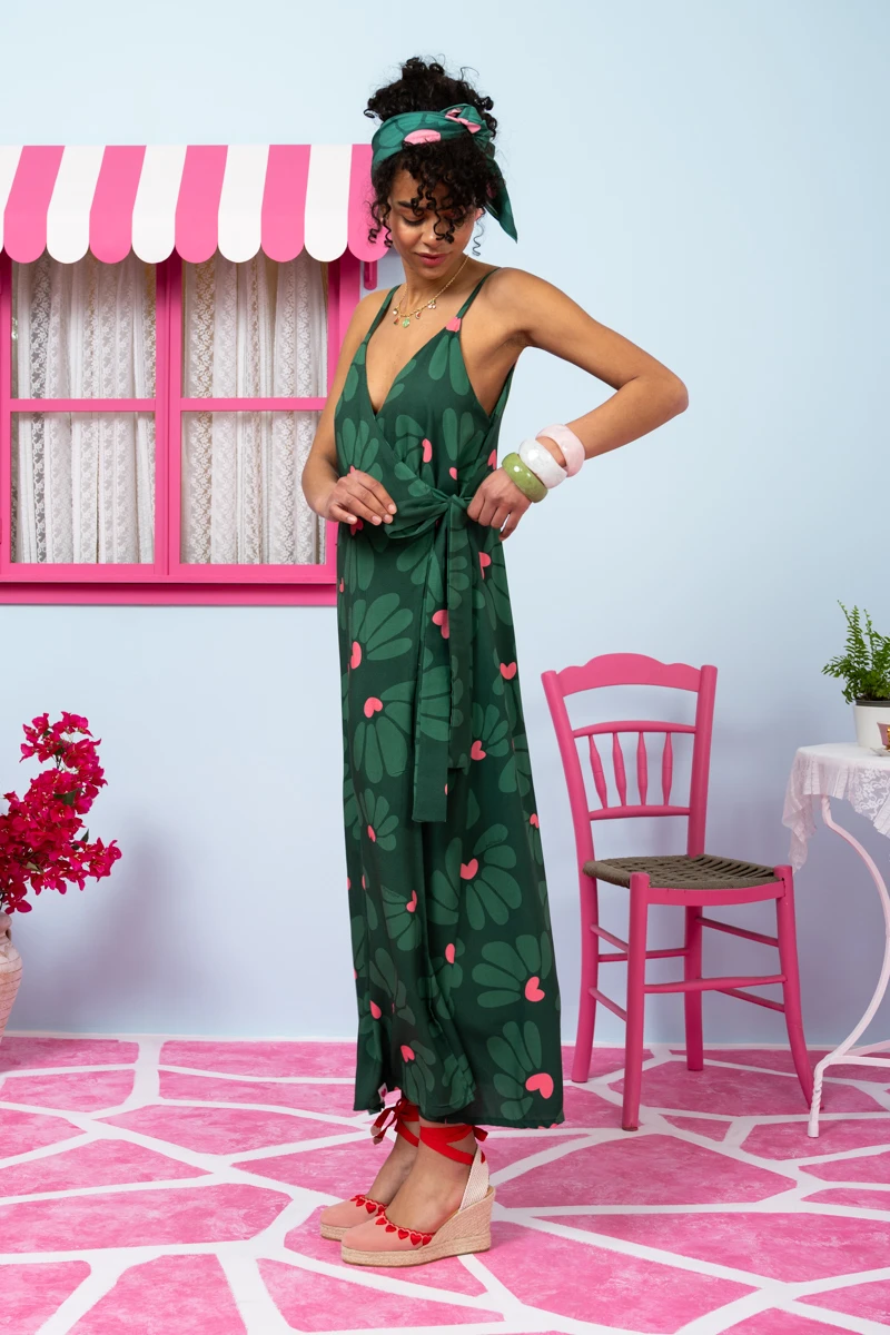 Erica Wrap Dress Vis Green Leaves Hearts Φόρεμα Κρουαζέ Petit Boutik - Image 2