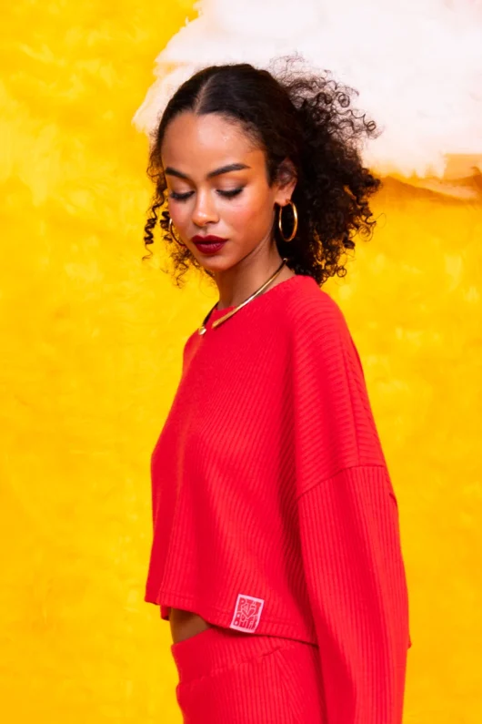 Alternative view of Chelsie Crop Top Πλεκτή Rib Κόκκινη Μπλούζα Petit Boutik