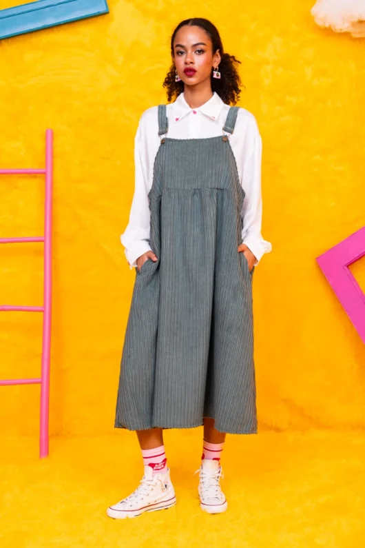Megan Dress Κοτλέ Χακί Σαλοπέτα Με Τσέπες Petit Boutik